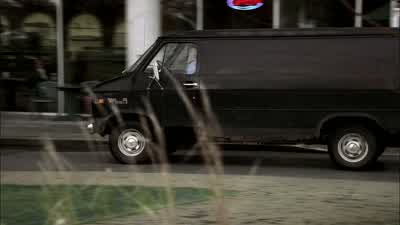 -Hear that engine? - Supernatural
