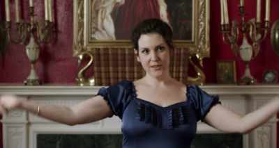 Hear ye, hear ye.
My name is Lady Wadsworth, - Lady of the Manor