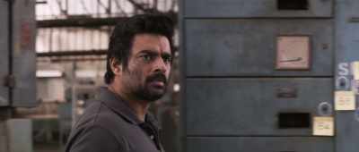Hearing this noise, the
goons have fired from there - Vikram Vedha