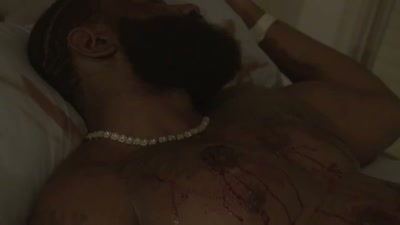 (heart beating slowly) - A Body to Kill For