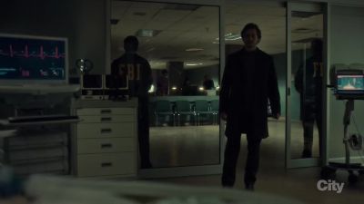 (heart monitor beeping) - Hannibal
