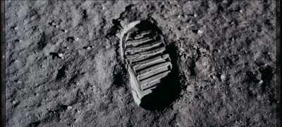 Heart rates on both crewmen
averaging between 90 and 100. - Apollo 11