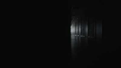 (heart throbbing)
(beep sounds) - Horror in the High Desert