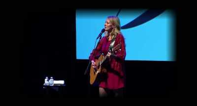 ♪ Heartache came to visit ♪ - The Mindfulness Movement
