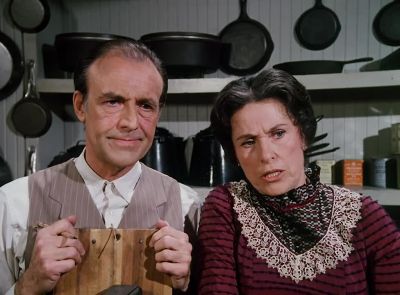 Heavens if god had wanted me to talk with my hands - Little House on the Prairie