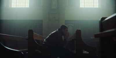 (Heavy door opens) - Gangs of London