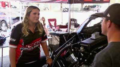 - Heck, yeah.
- But, um, yeah it was hot. - Street Outlaws No Prep Kings Team Attack