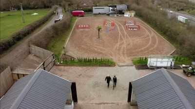 'He'd been riding horses
since he was four years old, - Britain's Tiger Kings - On the Trail with Ross Kemp
