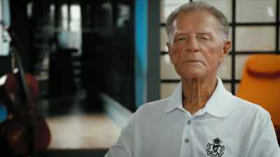 He'd come up to me
and he'd smile at me, - Inmate #1: The Rise of Danny Trejo