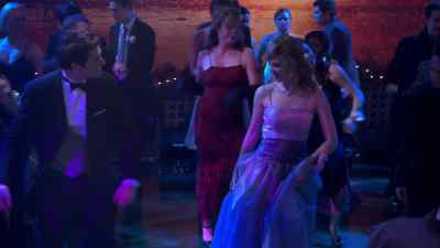 Heel, toe,
heel, clap, clap. - Kyle XY