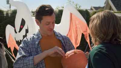 Heh. Remember how Noah's little hand - The Healing Powers of Dude