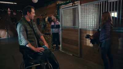 (Heidi clears throat) - A Maple Valley Christmas