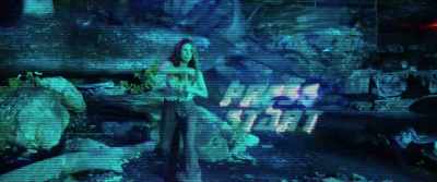 HEIGHT: 5'3"
ENERGY: 100%, WEAPON: GAMMA RAY - Queens on the Run