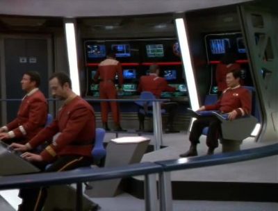HeIm set a course for Kronos - Star Trek: Voyager