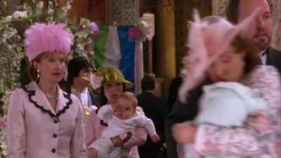 - Helen.
- Honey, I'll be right back. - The Princess Diaries 2: Royal Engagement