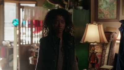 [Helen]
Why did you come back? - Siren