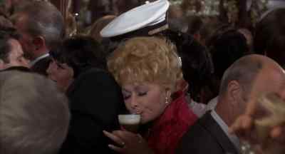- Helen.
- Yes, Frank? - Yours, Mine and Ours