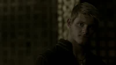 - Helga. - Siggy. - Vikings