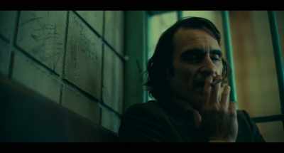 [helicopter whirring outside] - Joker: Folie à Deux