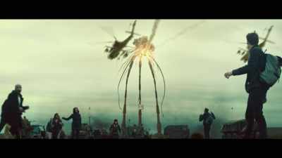 [helicopters rotor whirring] - War of the Worlds: The Attack