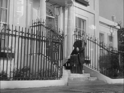 He'll be back in 20 minutes - Oliver Twist