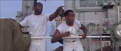 - He'll beat you!
- Go, Carl! - Men of Honor