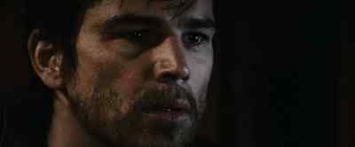 He'll kill her if she runs. - 30 Days of Night