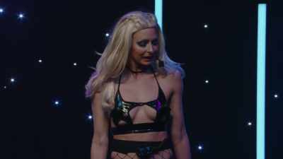 Hell, maybe one day Vanessas - Courtney Pauroso: Vanessa 5000