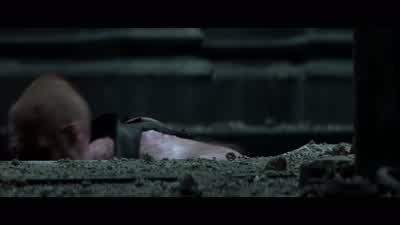 He'll soon change back. - The League of Extraordinary Gentlemen