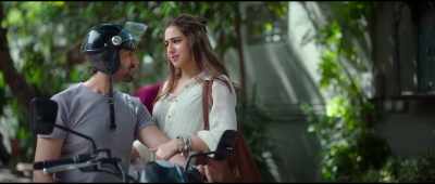 He'll talk about romance
and I'll feel better. - Love Aaj Kal