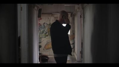 -Hello? -60. - Mr Inbetween