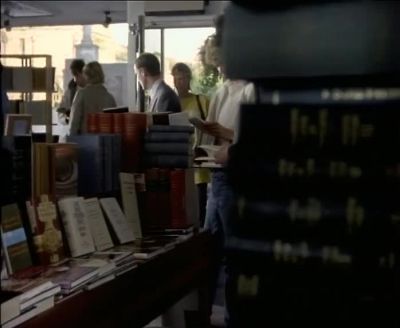 - Hello.
ALL: Morning. - Inspector Morse