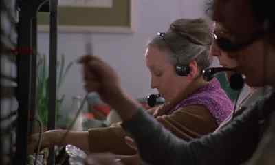 - Hello?
- Answering service? - Sunday Bloody Sunday