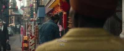 -Hello?
-(APPROACHING SIRENS) - A Quiet Place: Day One