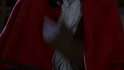 - Hello? - Bella. - Smallville