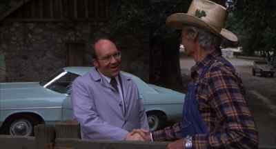 Hello, Bob. What a surprise. - Motel Hell
