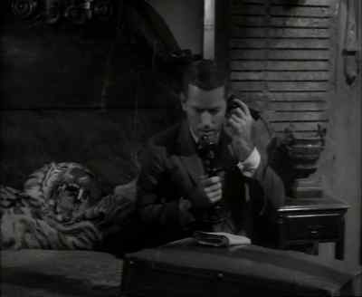 Hello, boss,
this is Chester Skinner. - The Munsters