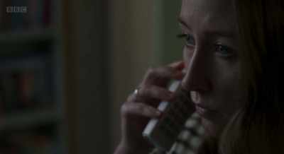 Hello, Chloe Fairbourne?
Er, yeah, speaking. - Chloe