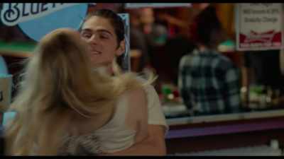 - Hello, darling.
- Hello, darling. [groans] - Time Freak