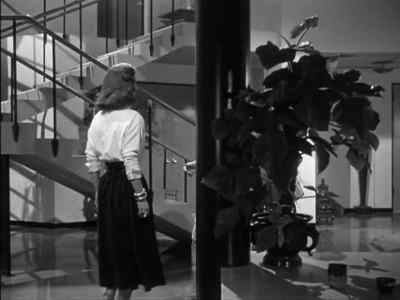 - Hello, dear.
- Darling, Joe Barrett is here. - Tokyo Joe