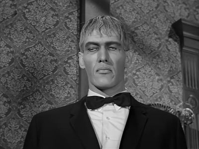 -Hello?
-Did you return the present? - The Addams Family