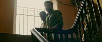 - Hello?
- Doctor, - Raees