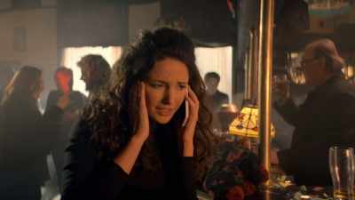 Hello? Erin, I need
to talk to you. Urgently. - Brassic