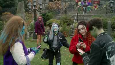 Hello, fellow students.
I also have a phone. - Monster High: The Movie