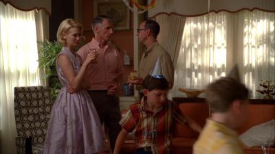 -Hello, Francine.
-Hello, Don. - Mad Men