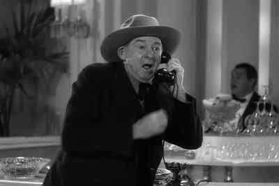 Hello. Give me
the police station, quick! - Charlie Chan in Reno