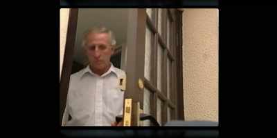 - Hello.
- Hello, Maurice. Nice to meet you again. - The Enfield Poltergeist