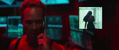 Hello? Hello! Nun?
Fucking fuck! - Mrs. Davis