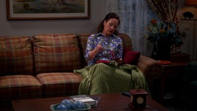 - Hello.
- Hello. - The Big Bang Theory