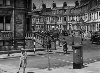 -Hello.
-Hello. - Brief Encounter